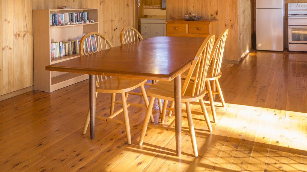 Lake Tabourie NSW Accommodation Asia