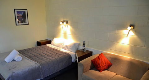 Charles Sturt Motor Inn - Accommodation Asia 0