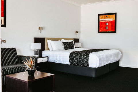 Charles Sturt Suites & Apartments - Accommodation Asia 2
