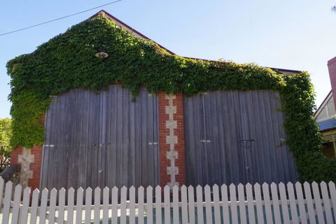 Charlottes Cottage - Accommodation Asia 3