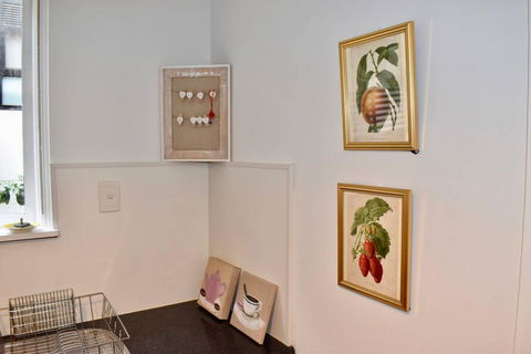 Charming 1 Bedroom Apartment In Leafy Green Hawthorn - Accommodation Guide 2