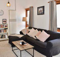 Charming Terrace House on Tree Lined Street - Accommodation Asia