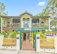 Charrington Hotel - Accommodation Asia