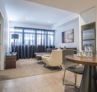 Chic  comfy 1 Bed home Silkari Suite Chdatswood - Accommodation Asia