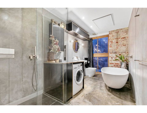 Chic Warehouse Apartment In Hipster, Foodie Hub - Accommodation Asia 3