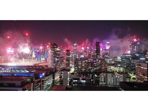 Chic, Modern & Stylish.Stunning Views,Free Parking - Accommodation Asia 2