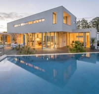 Cinque - Luxury Family Home with Pool Close to Beach and Town - Accommodation Guide