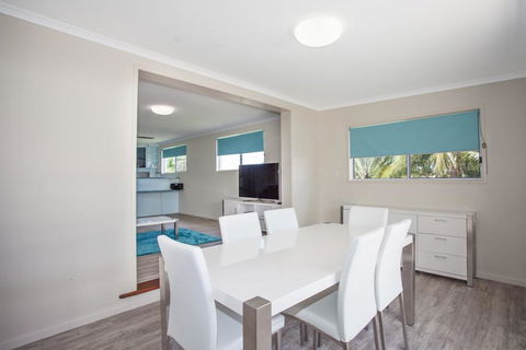 City Beach Holiday House - Accommodation China 1