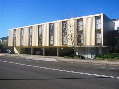 City Beach Motel - Accommodation Asia 1