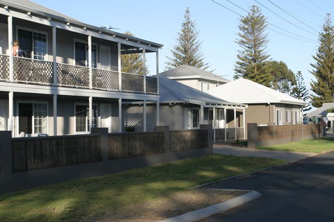 Clearwater Motel Apartments - Accommodation Asia 0