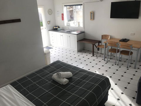 Clearwater Motel Apartments - Accommodation Asia 2