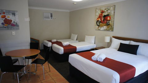 Cleveland Motor Inn - Accommodation Guide 2