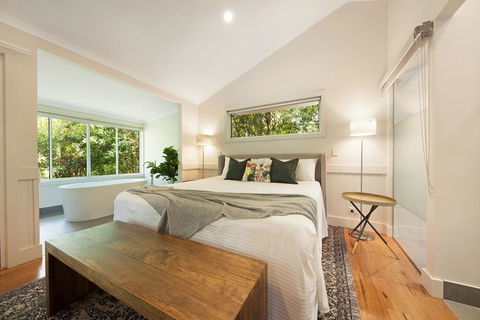 Clouds Montville - Accommodation Asia 0