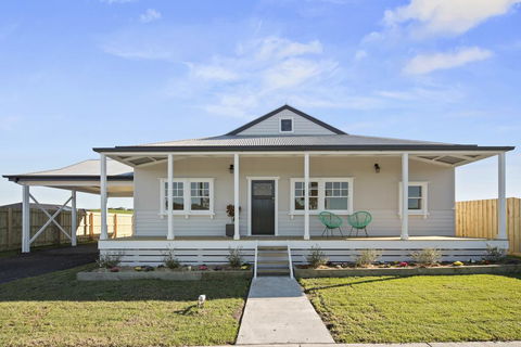 Cloverdale Cottage - Accommodation Asia 0