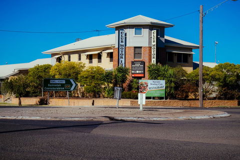 Club Motor Inn - Accommodation Asia 3