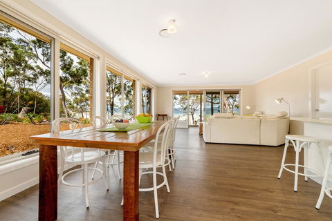 Coalmines Escape - Accommodation Asia 3