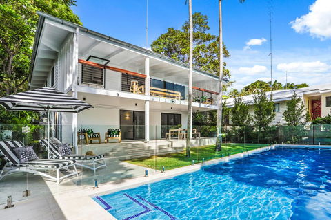 Coastal Luxe In Little Cove, Noosa Heads - Accommodation Asia 0