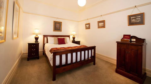 Cobb & Co Court Boutique Hotel - Accommodation Guide 3