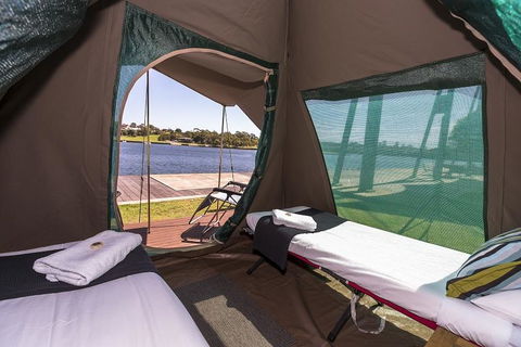 Cockatoo Island Accommodation - Accommodation Asia 1