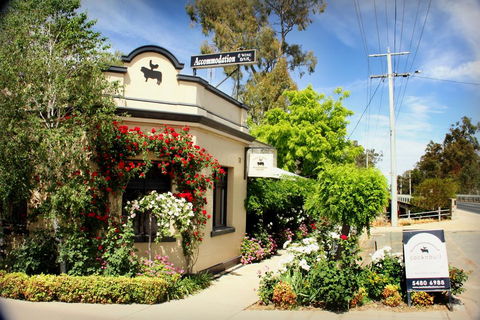 CocknBull Boutique Hotel Echuca - Accommodation Guide 0