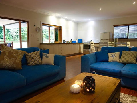 Coconut Beach House - Accommodation China 3