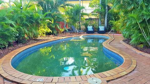 Coconut Grove Holiday Apartments - Accommodation Asia 0