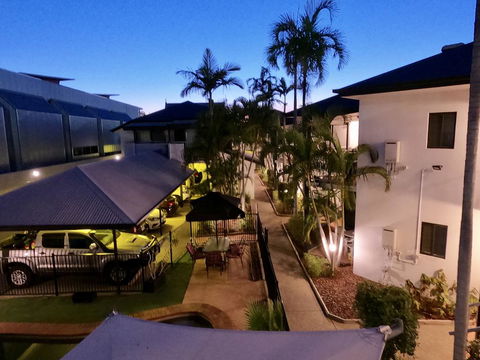 Coffee House Apartment Motel - Accommodation Asia 2
