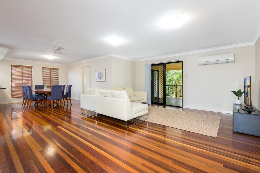 Carindale QLD Accommodation Asia