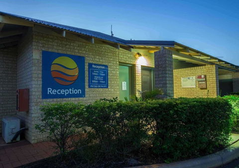 Comfort Inn & Suites Karratha - Accommodation Asia 3