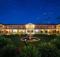Comfort Inn  Suites King Avenue - Accommodation Asia