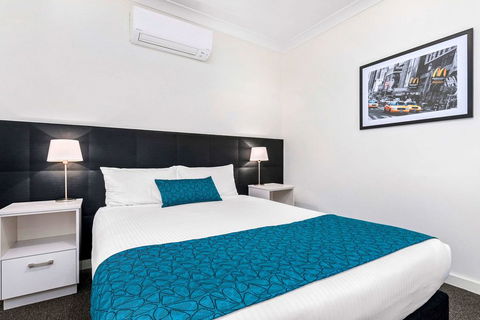 Comfort Inn & Suites Manhattan - Accommodation Guide 2