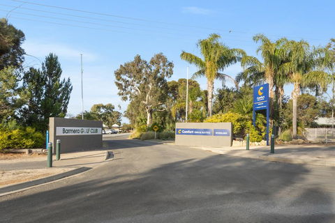 Comfort Inn & Suites Riverland - Accommodation Asia 1