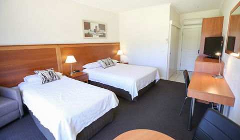 Comfort Inn Deakin Palms - Accommodation Asia 2