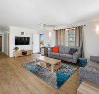 Comfy  Cosy Upstairs - Accommodation Asia