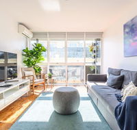COMO A South Yarra Delight Car Park and King Bed - Accommodation Asia