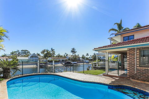 Convenience, Space & Location, Noosa Heads - Accommodation Asia 2