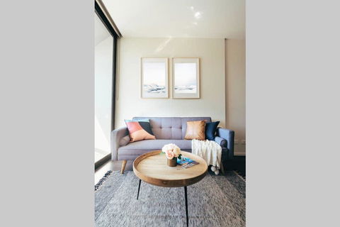 Convenient & Cozy 1BR Next To Mall. 10 Min To CBD - Accommodation Asia 2