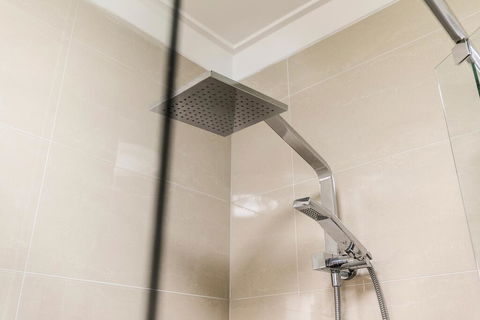 Cool Quiet Modern Secure Walking Distance To Perth And Landmarks - Accommodation Guide 2