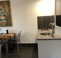 Coonawarra Cabins Unit A - Accommodation Asia