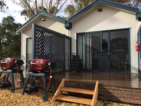 Coonawarra Cabins Unit C - Accommodation Guide 0