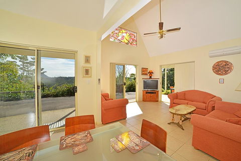 Cooroy Country Cottages - Accommodation Asia 2