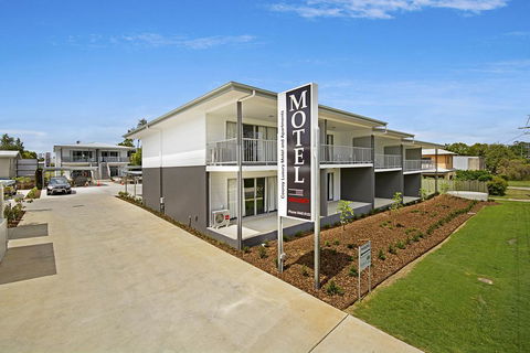 Cooroy Luxury Motel Apartments - Accommodation Asia 3