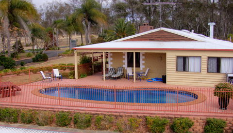 Copper Country Motor Inn & Restaurant - Accommodation Asia 1