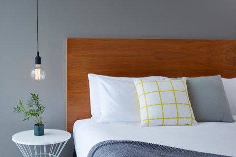 Cosmopolitan Hotel Melbourne - Accommodation Guide 0