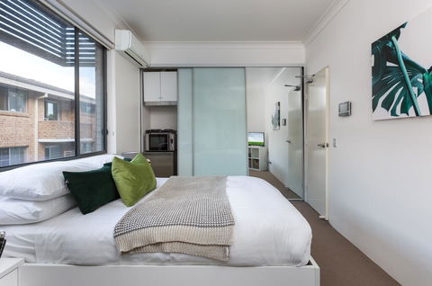 Cosy And Bright Studio Next To Westmead Hospital - Accommodation Asia 2