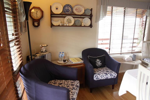 Cottage On Main - Accommodation China 2