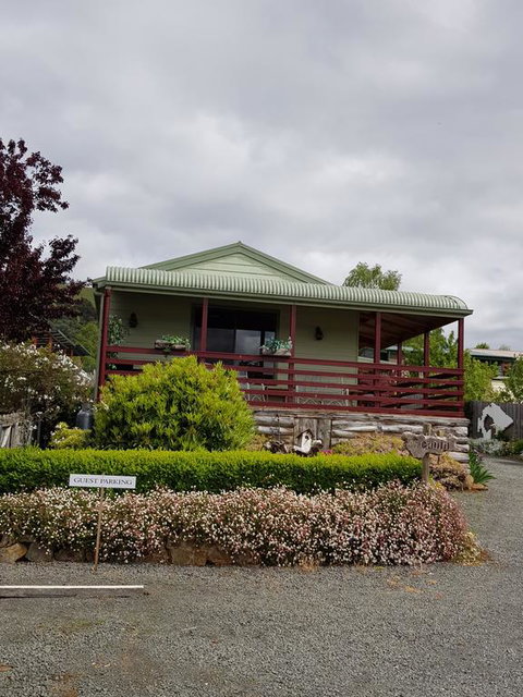 Cottage On Main - Accommodation China 3