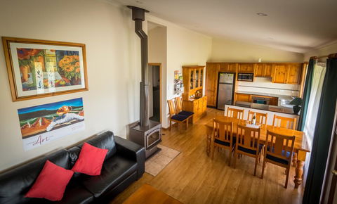 Cottages On Lovedale - Accommodation China 1