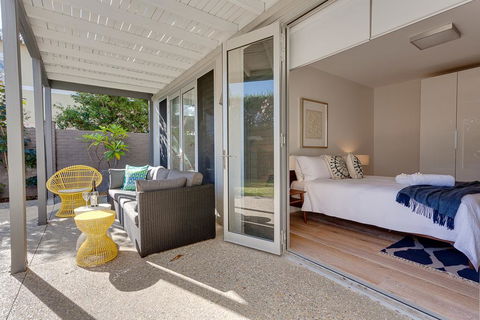 Cottesloe Executive Beach House - Accommodation Guide 2
