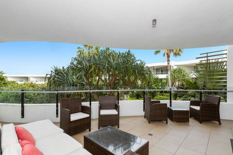 COTTON BEACH 37 - PRIVATE BEACHFRONT COMPLEX - Accommodation Asia 0